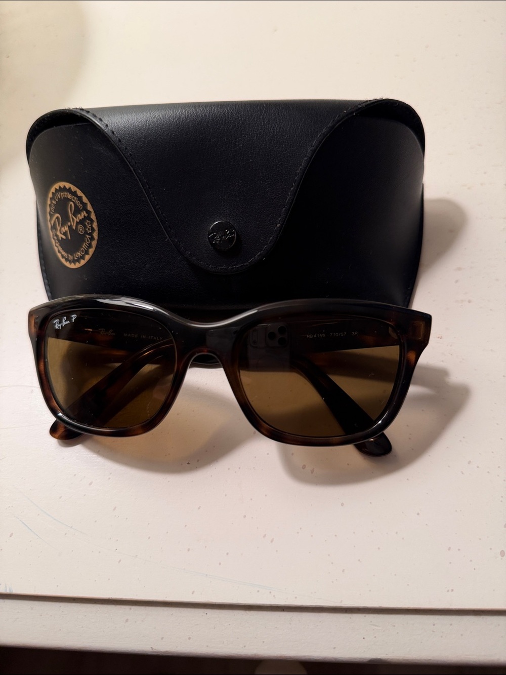 Ray-Ban Tortoiseshell Sunglasses with Brown Lenses